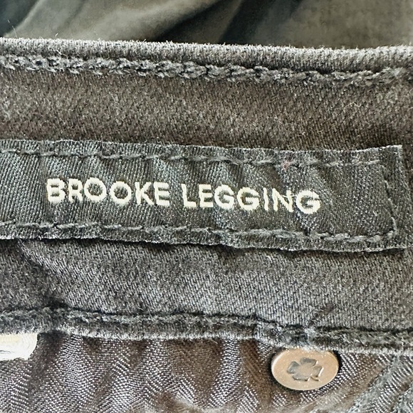 Lucky Brand Jeans Womens Size 6/28 Black Brooke Legging Dark Wash Denim Stretch - Picture 3 of 7